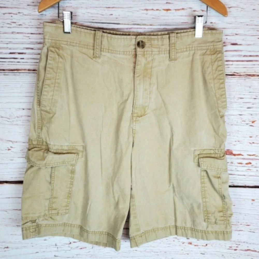 Eddie Bauer Cargo Shorts Men's Size 32 Khaki Beige 100% Cotton